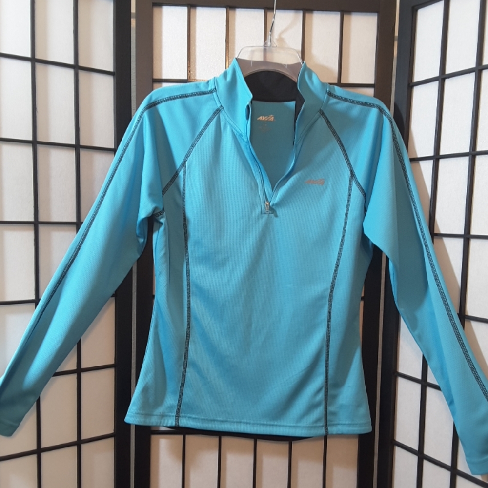Avia Blue Workout Long Sleeve Top sz M